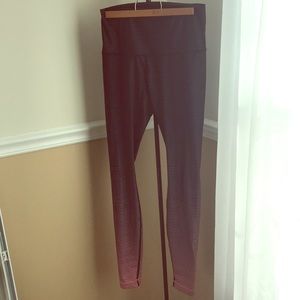 Size 8 ombré lululemon yoga pants!  🧘‍♀️